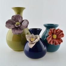 手捏匠心，花香滿屋 現(xiàn)代家居花瓶與手工花，饋贈(zèng)佳禮的藝術(shù)新篇